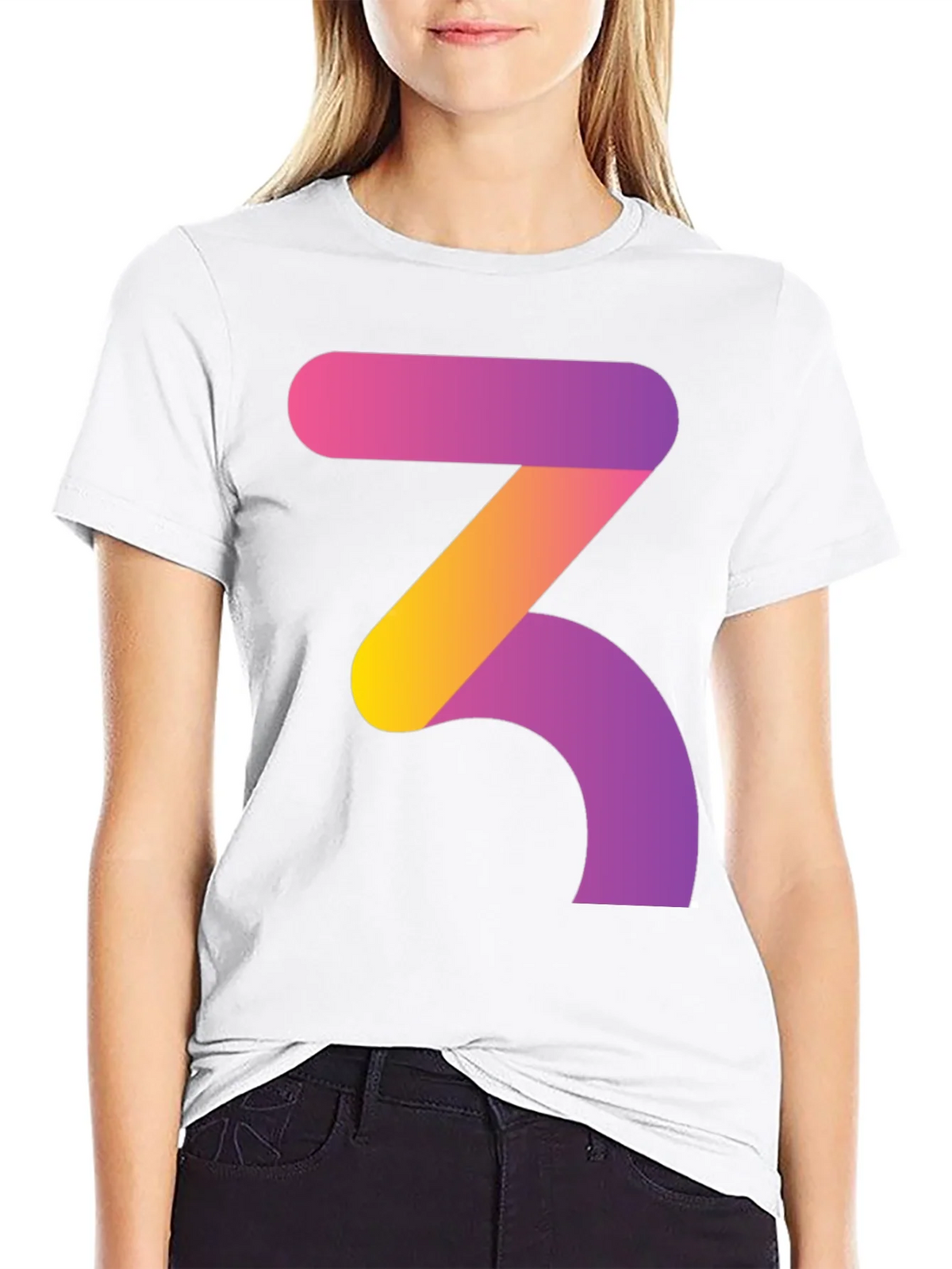 Gradient Number 3 Graphic Tee - Modern Style product image 11